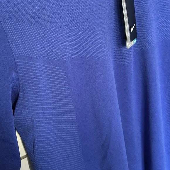 Nike Golf Lightweight Pullover Mens XL NWT - Picture 3 of 5